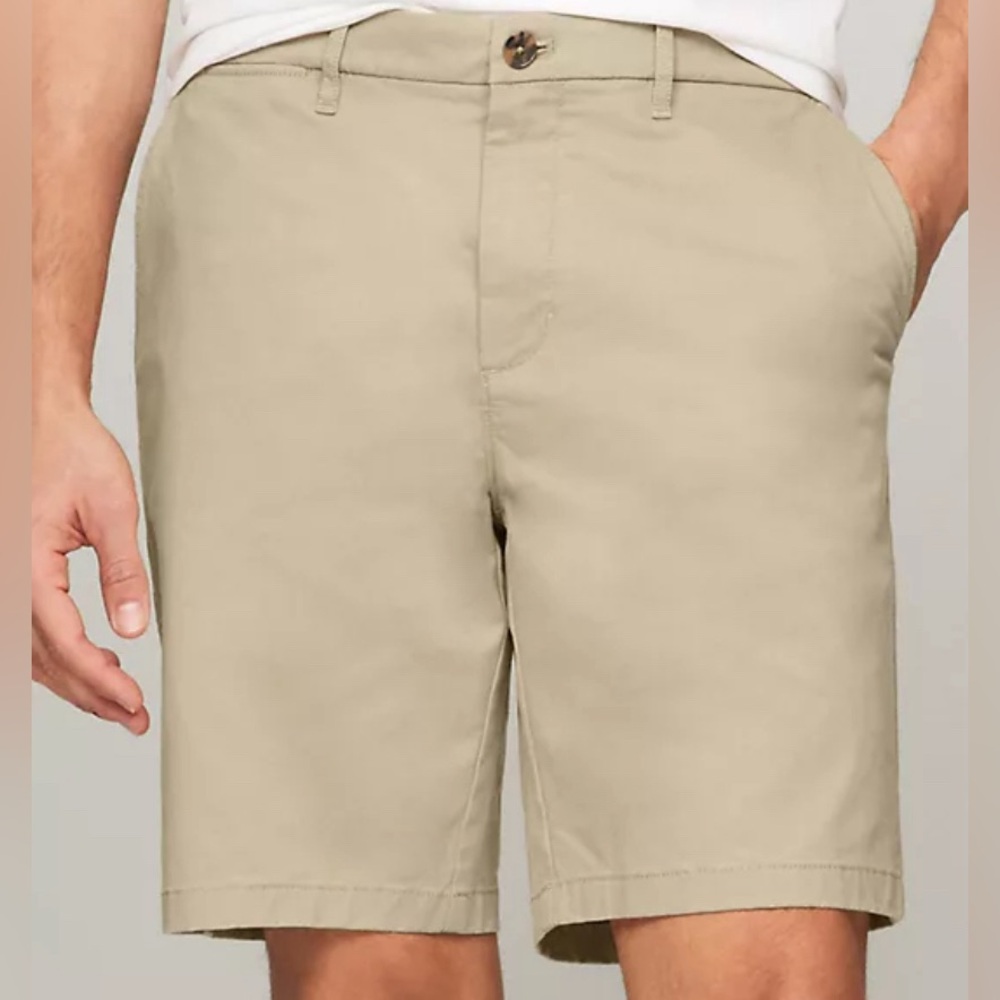 🆕 Tommy Hilfiger Shorts Men's TH Flex Stretch 9" Shorts Khaki Size 40 NW…